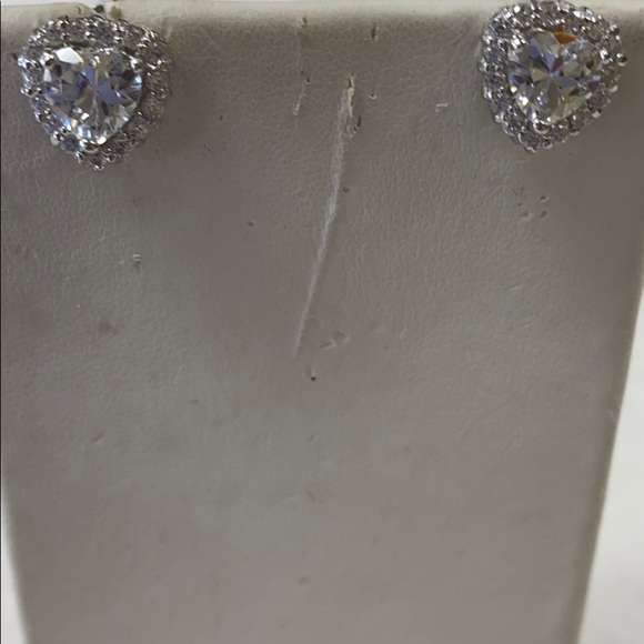 NEW sterling silver stud earrings - Picture 3 of 5